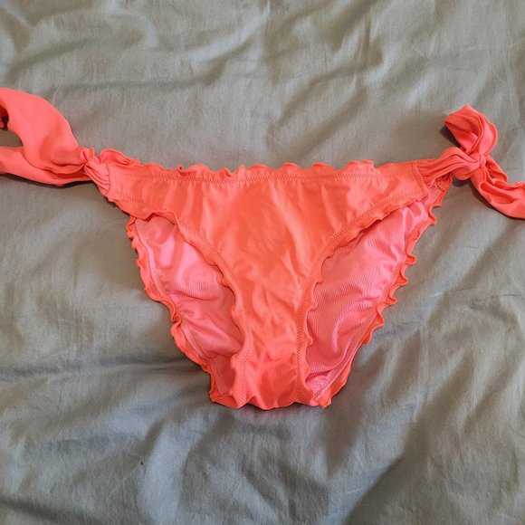 Victoria Secret Ruched Bikini Bottoms - Picture 2 of 3